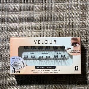 Velour Self-Stick Lash Clusters